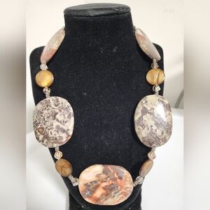 Stone necklace Beautifully made T WILLIAMS EXCLUSIVE